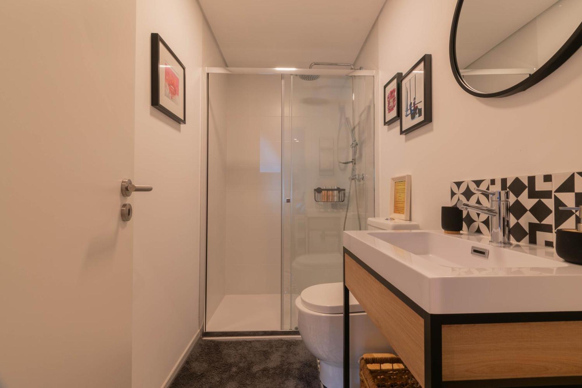 7Min To Uni Se-Velha - Ac - Work Desk - 300Mbs Wifi Bed & Breakfast Coimbra Eksteriør bilde