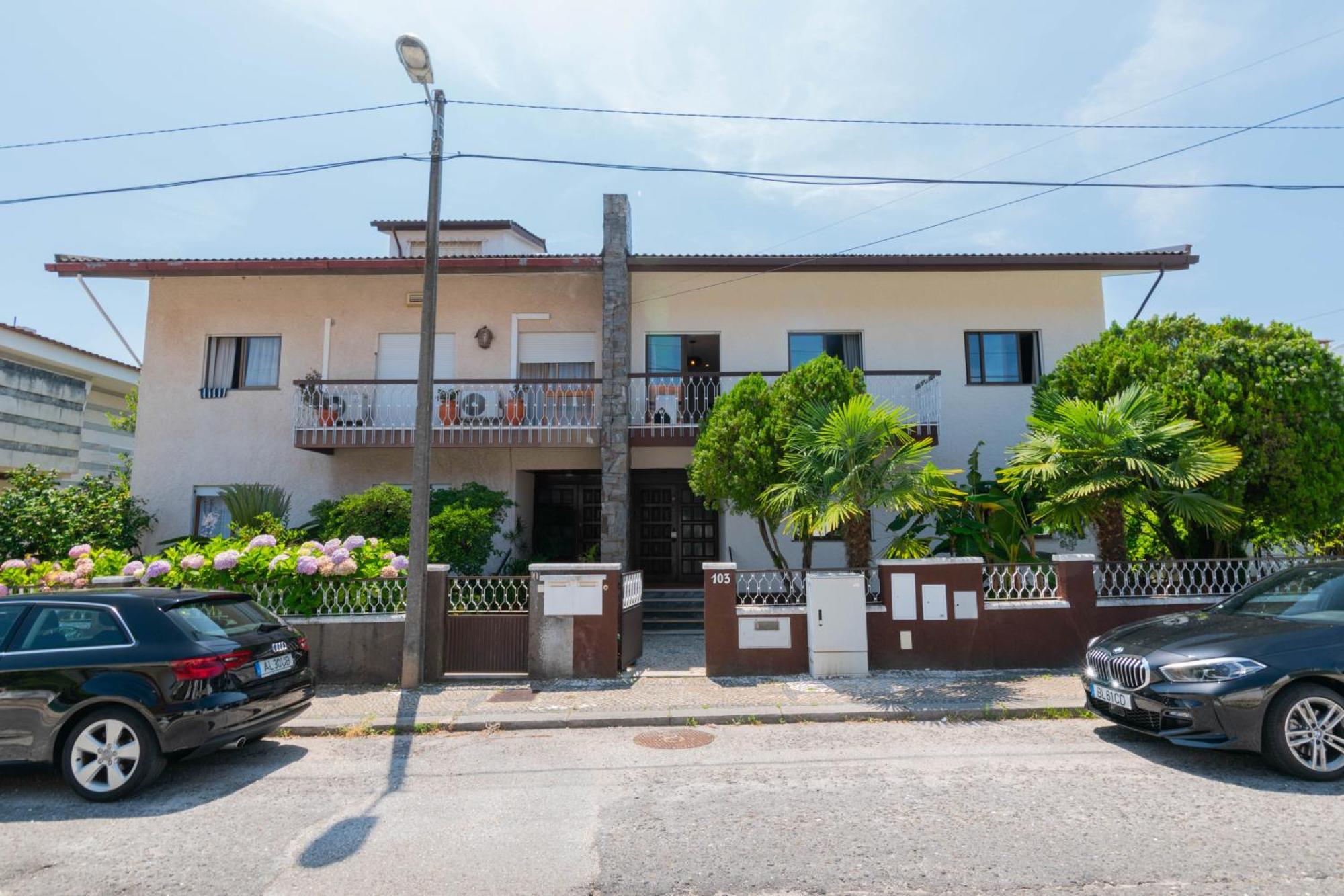 7Min To Uni Se-Velha - Ac - Work Desk - 300Mbs Wifi Bed & Breakfast Coimbra Eksteriør bilde