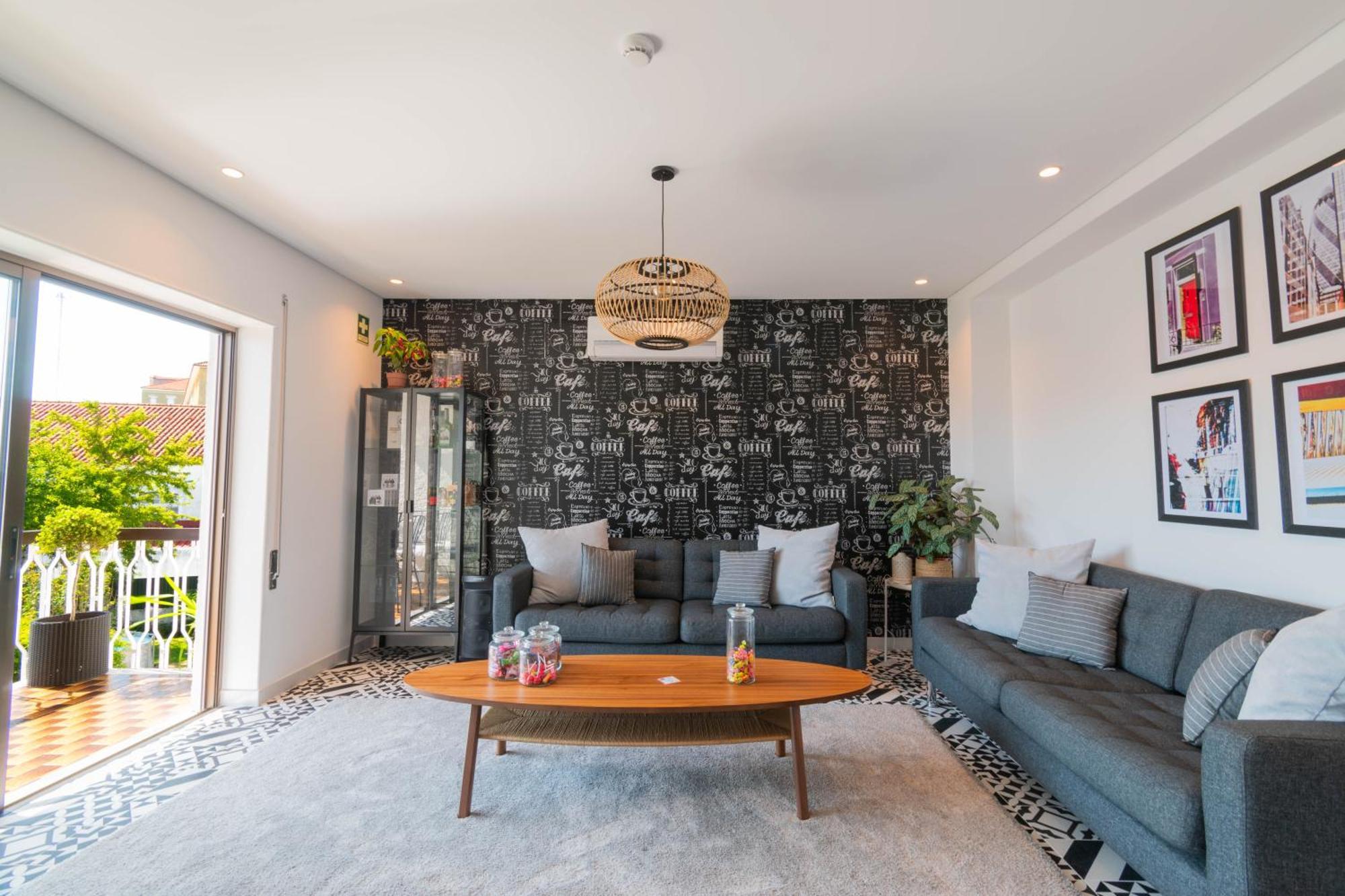 7Min To Uni Se-Velha - Ac - Work Desk - 300Mbs Wifi Bed & Breakfast Coimbra Eksteriør bilde